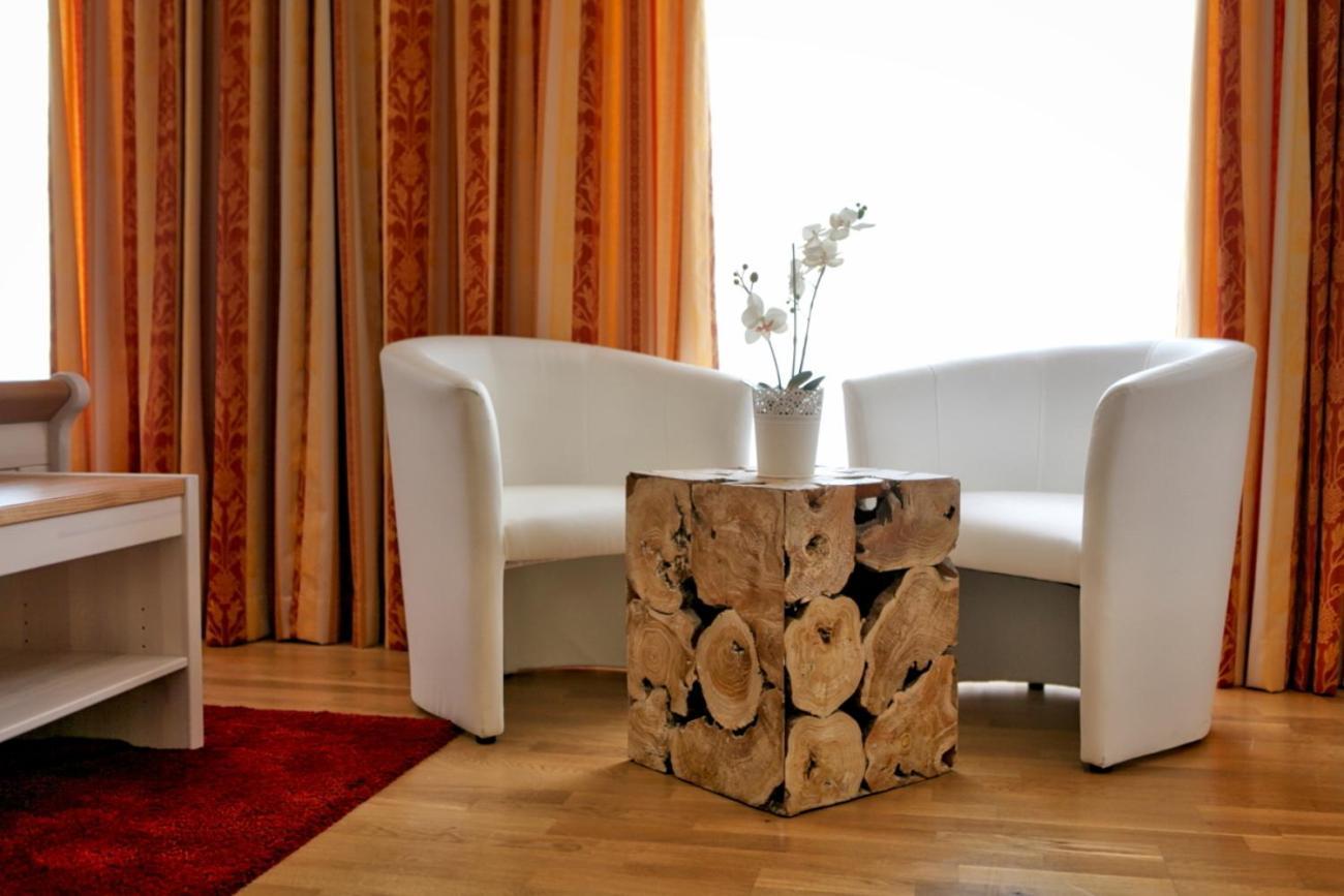 Hotel Zum Goldenen Loewen Baden-Baden Esterno foto